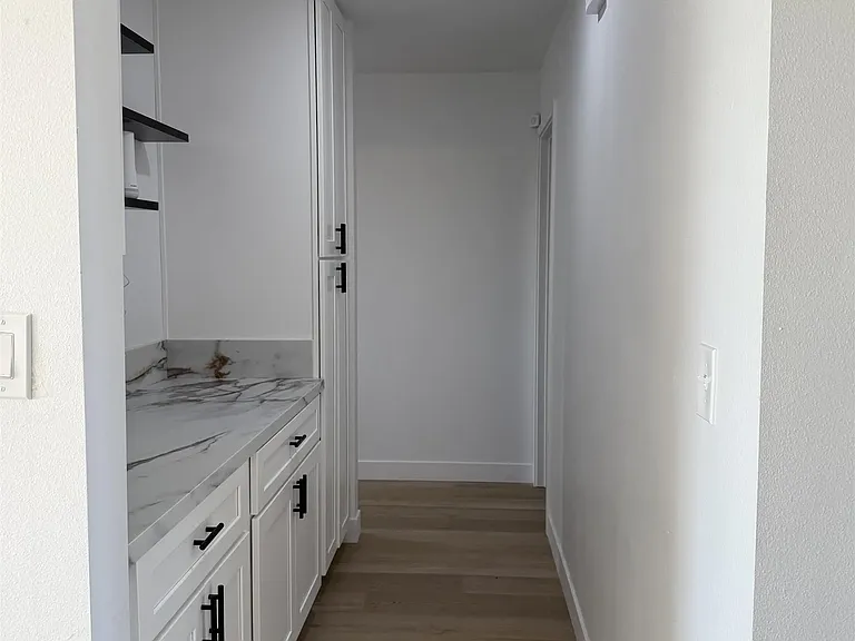 664 Carefree Dr — Photo 13