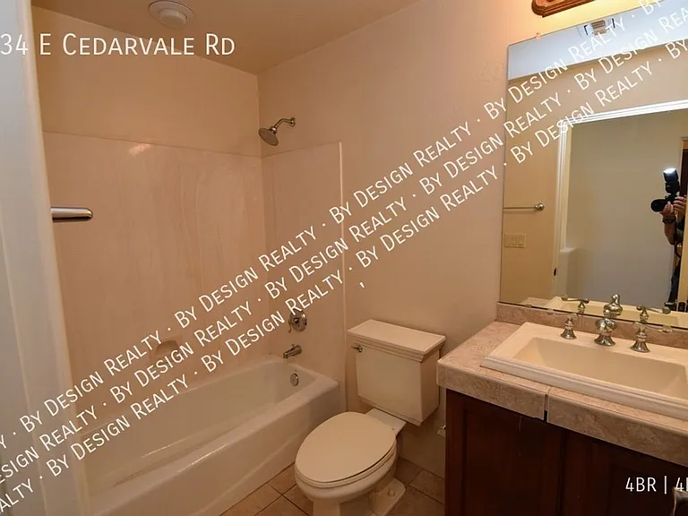 334 E Cedarvale Rd — Photo 17