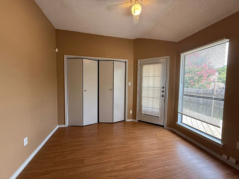 6800 Cuculu Dr — Photo 9