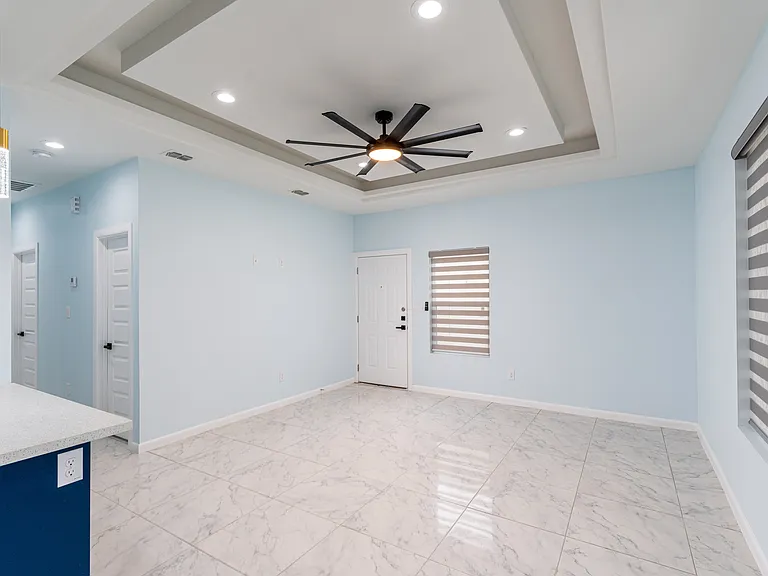 1707 Angelina Dr #4 — Photo 10
