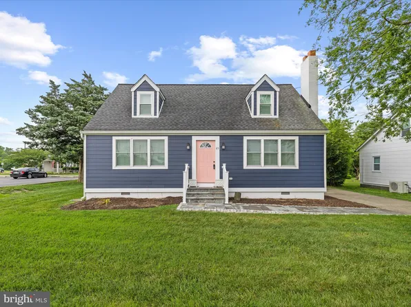 65 W West Ave, Ocean View, DE 19970
