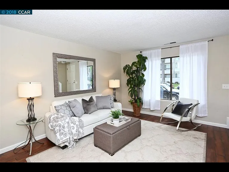 1771 Laguna St #8 — Photo 12