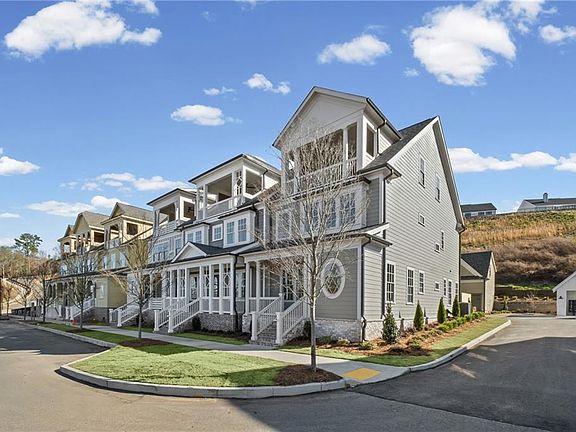 3rd image of 549 Groover St