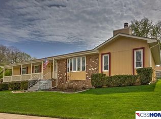 7405 Washington St, Ralston, NE 68127