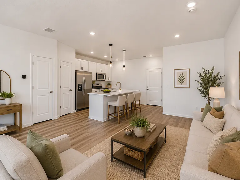 6817 Huddersfield Ln — Photo 6