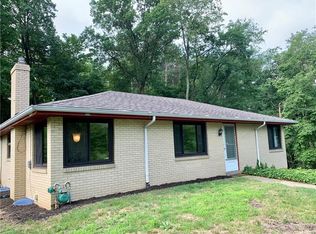 419 Arcadia Dr, Pittsburgh, PA 15237