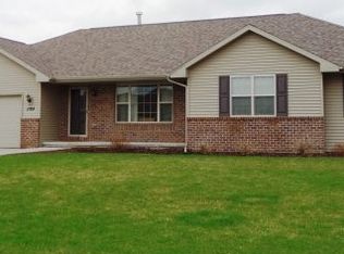 1164 Lansdale Ln, De Pere, WI 54115