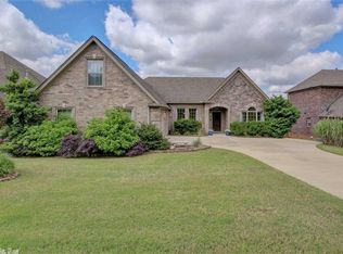 108 Riverview Dr, Maumelle, AR 72113
