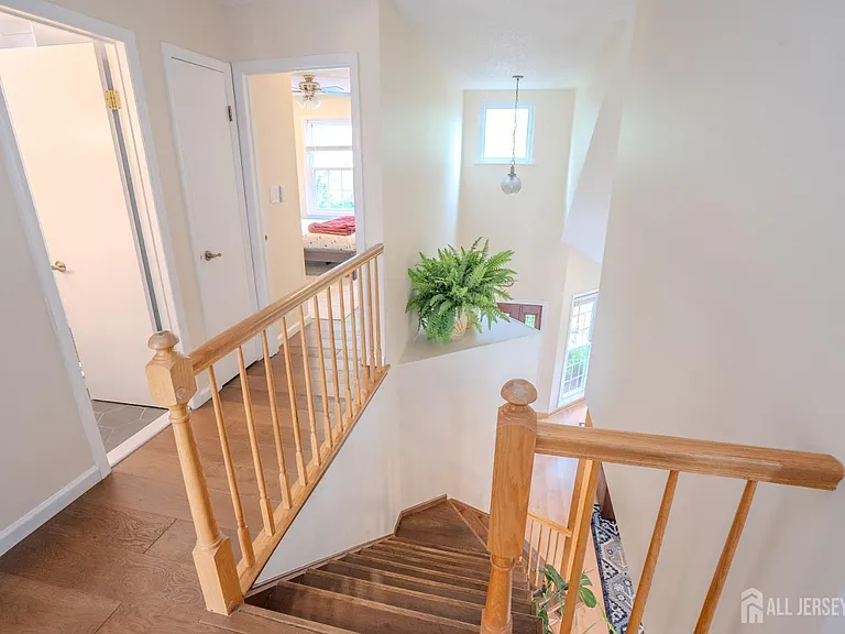 63 Carlisle Ct — Photo 38