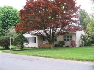 516 Lynda Rd, Phillipsburg, NJ 08865