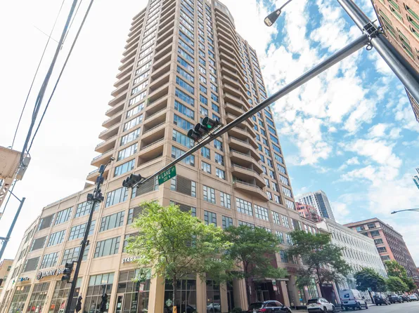 200 N Jefferson St APT 2409, Chicago, IL 60661