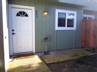 683 Racquet Club Cir, Rohnert Park, CA 94928