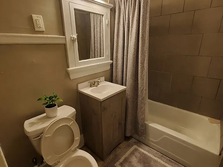3228 N Achilles St. (Duplex)(Ace Property) — Photo 9