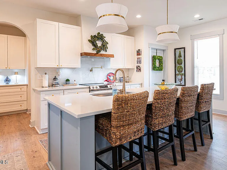 237 Carriage Park Dr — Photo 10