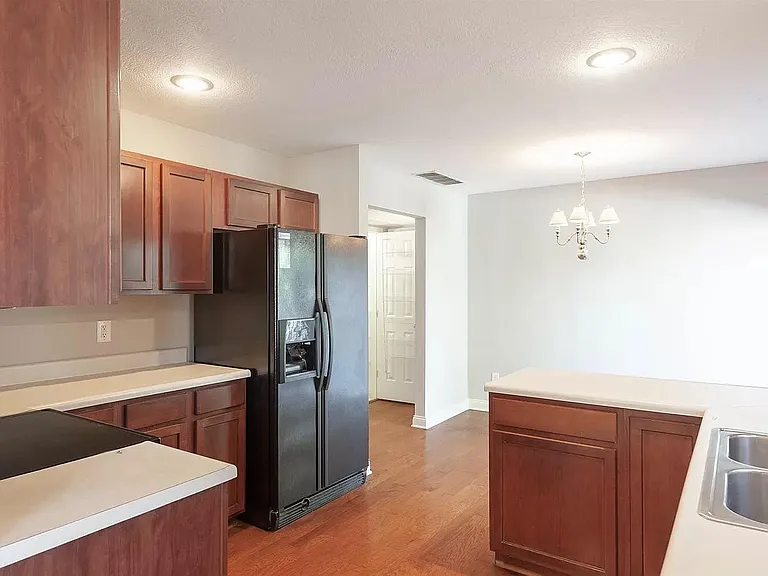 3816 S Claybridge Dr — Photo 14