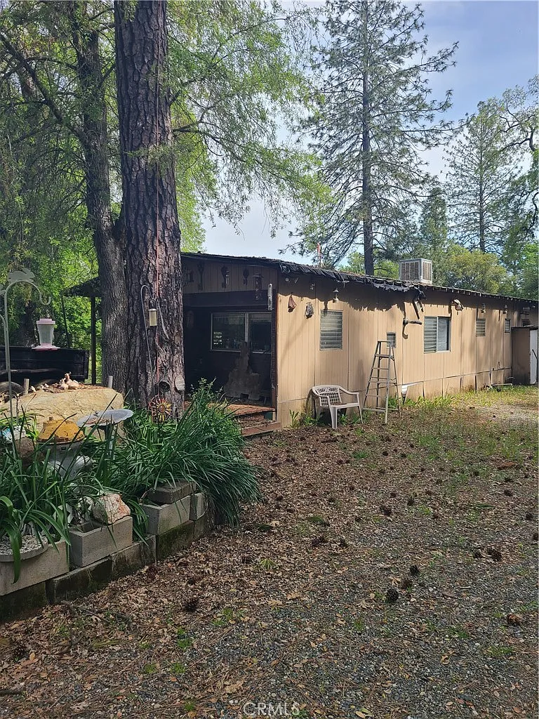 15811 Vierra Rd photo 1