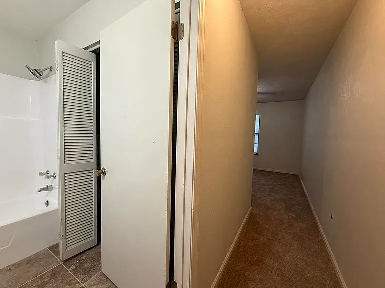 1813 Meriadoc Rd — Photo 14