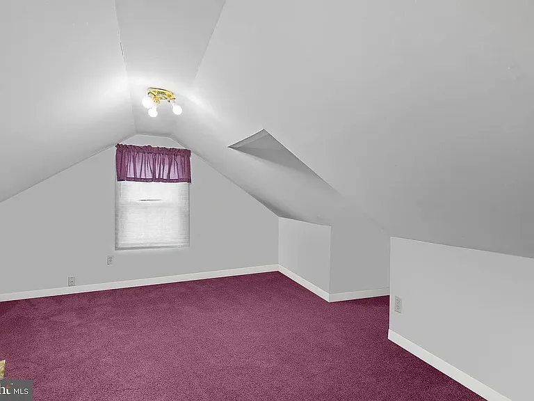 804 Telegraph Rd — Photo 4