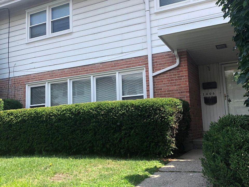 1st image of 1406 Wilmette Ave