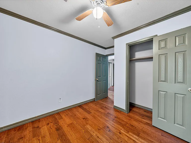 5725 Melanite Ave — Photo 9
