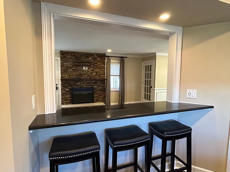 1423 Kathleen Ct — Photo 10