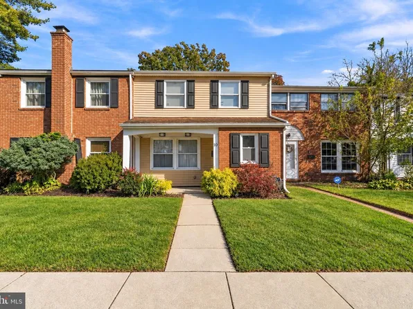 10 Raleigh Pl, Willingboro, NJ 08046