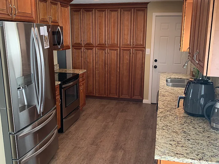 9902 S Sego Lily Dr E — Photo 8