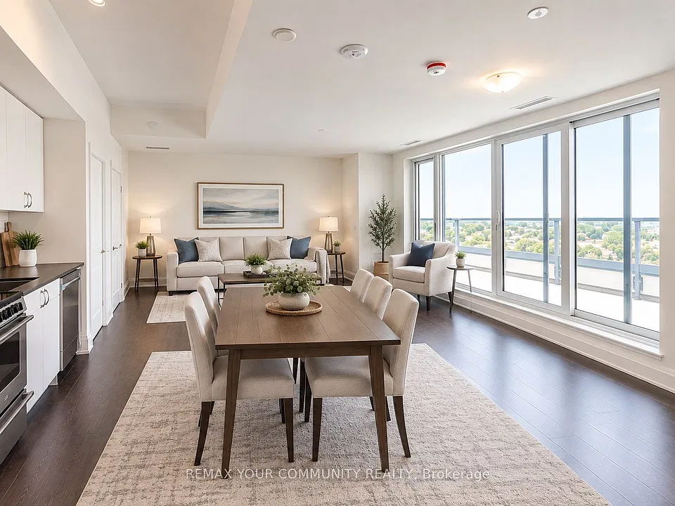 700 Sheppard Ave W #905