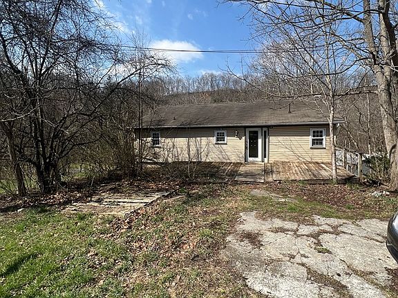 2nd image of 144 Cove Forge Rd