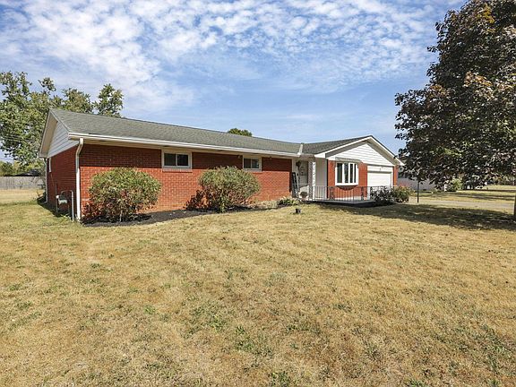 4th image of 5366 Stoltz Ave