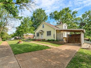4110 Buckley Rd, Saint Louis, MO 63125