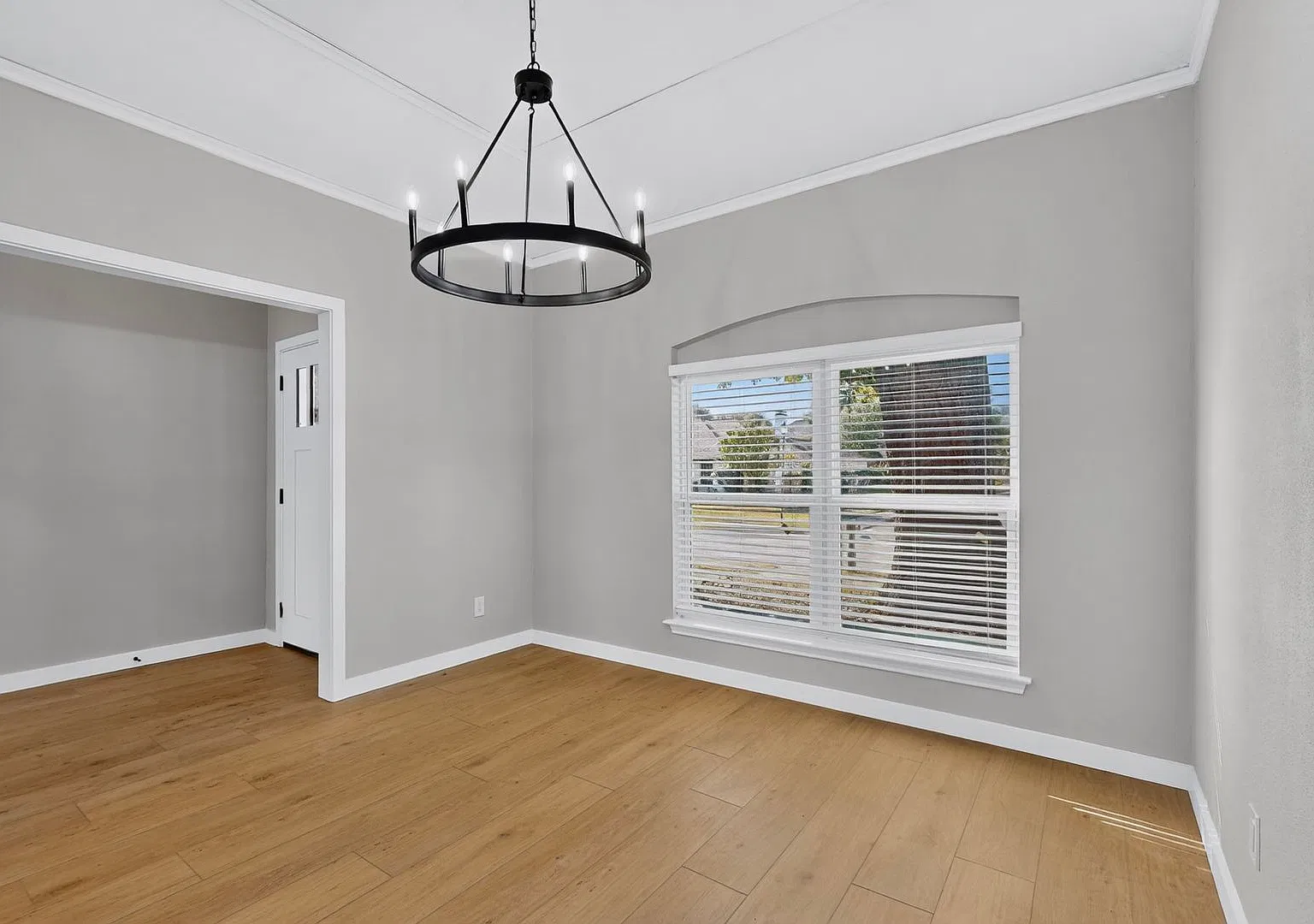 Newly Renovated Home In Plano — Photo 4