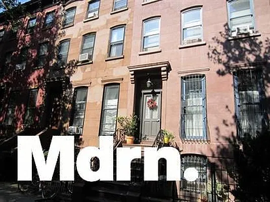 Rented by Mdrn Residential | media 30