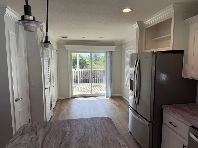 388 Sunshine Dr #388 — Photo 5