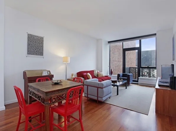 255 Hudson Street image 1 of 8