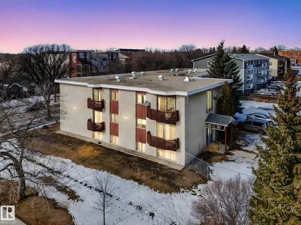 11907 81st St NW #103, Edmonton, AB T5B 2S7