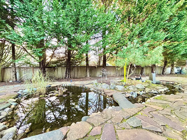 13211 NE 10th Pl — Photo 27