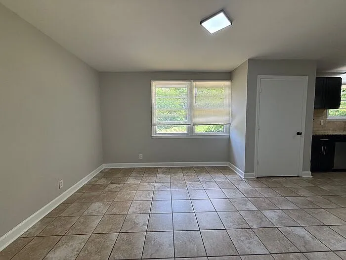 256 Willow Ln — Photo 5