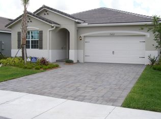 7461 SW Harbor Cove Dr, Stuart, FL 34997