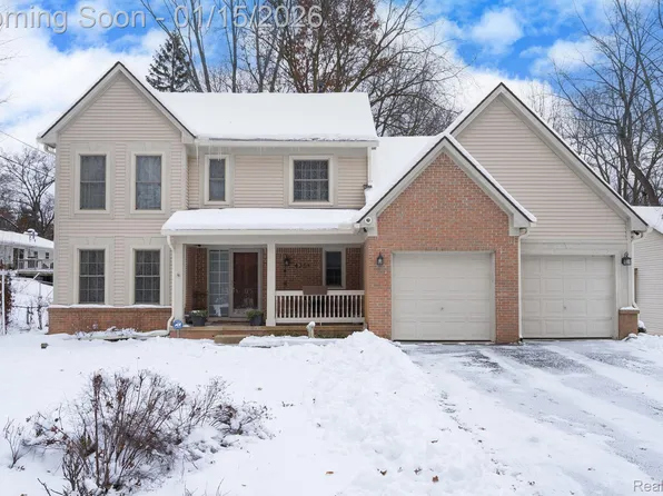 4351 Kiddell Ter, West Bloomfield, MI 48323