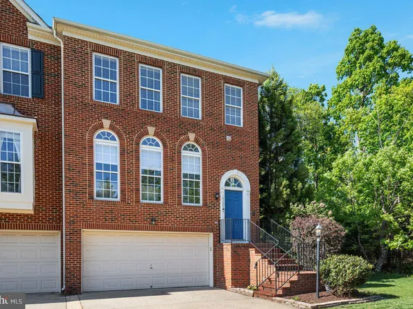 19209 Kepharts Mill Ter, Leesburg, VA 20176