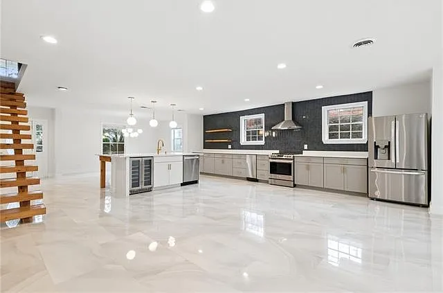 5537 Cherlyn Dr — Photo 6