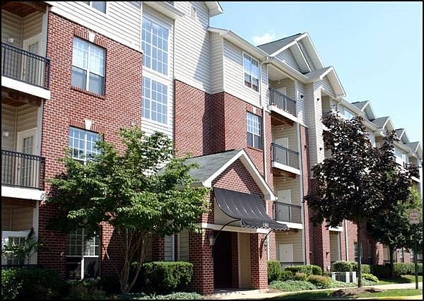 Secure access to building