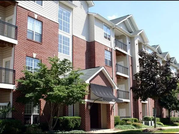 1581 Spring Gate Dr, McLean, VA 22102