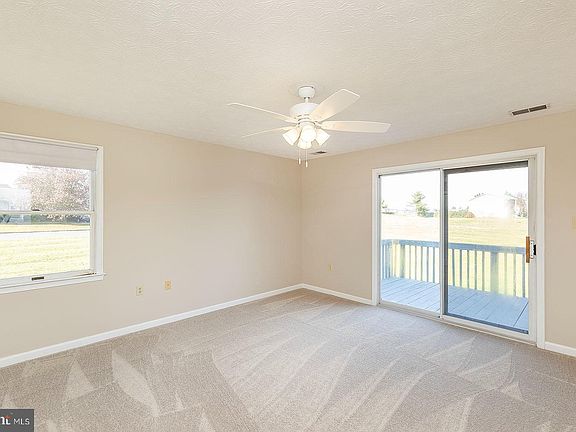 4th image of 101 Berkshire Cir