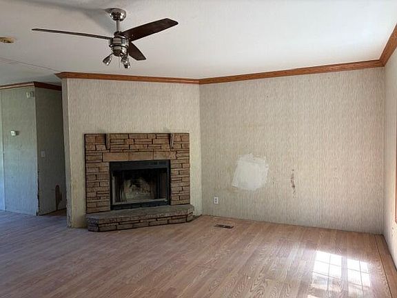 2nd image of 568 Sage Rd
