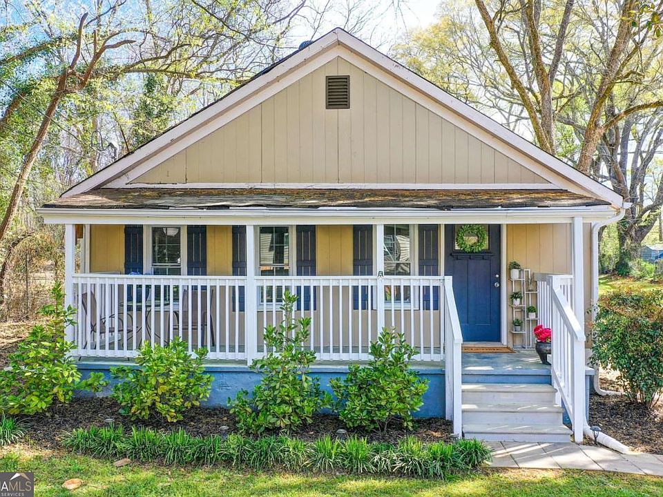 1st image of 411 Ash St