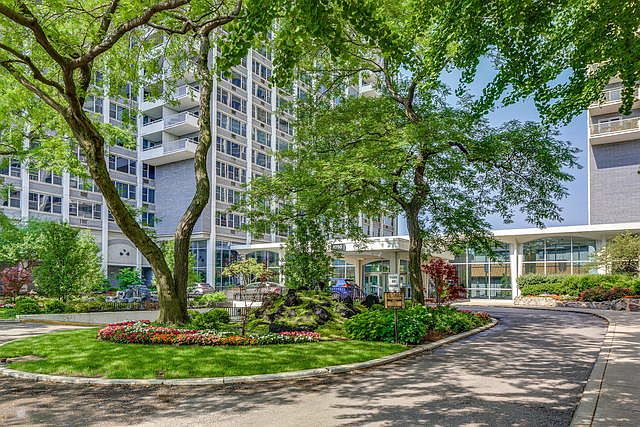 1st image of 4250 N Marine Dr APT 1836