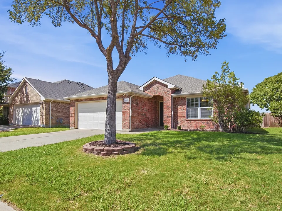 2809 Cascade Cove Dr