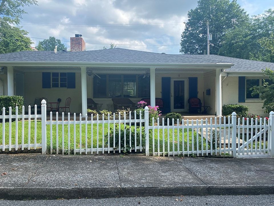 2nd image of 301 Walnut St